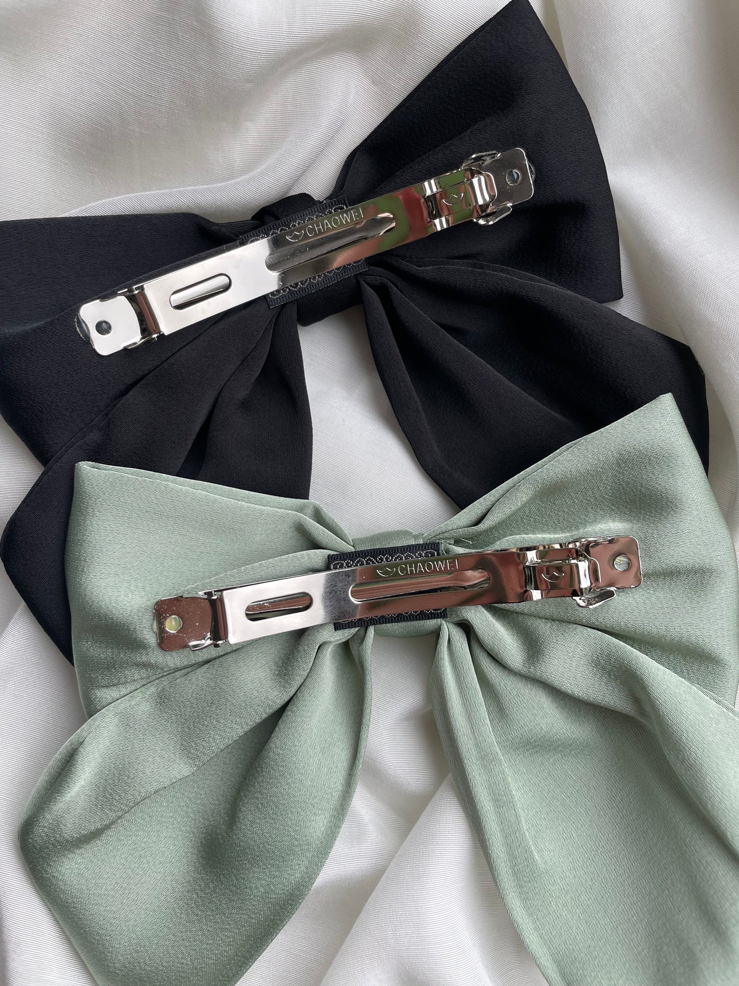 Haarschleife Satin Bow