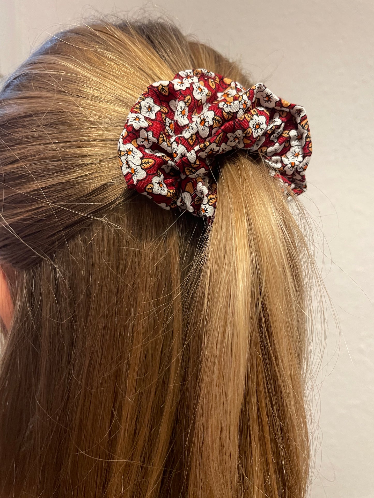 Blumen Scrunchie Rot Blau