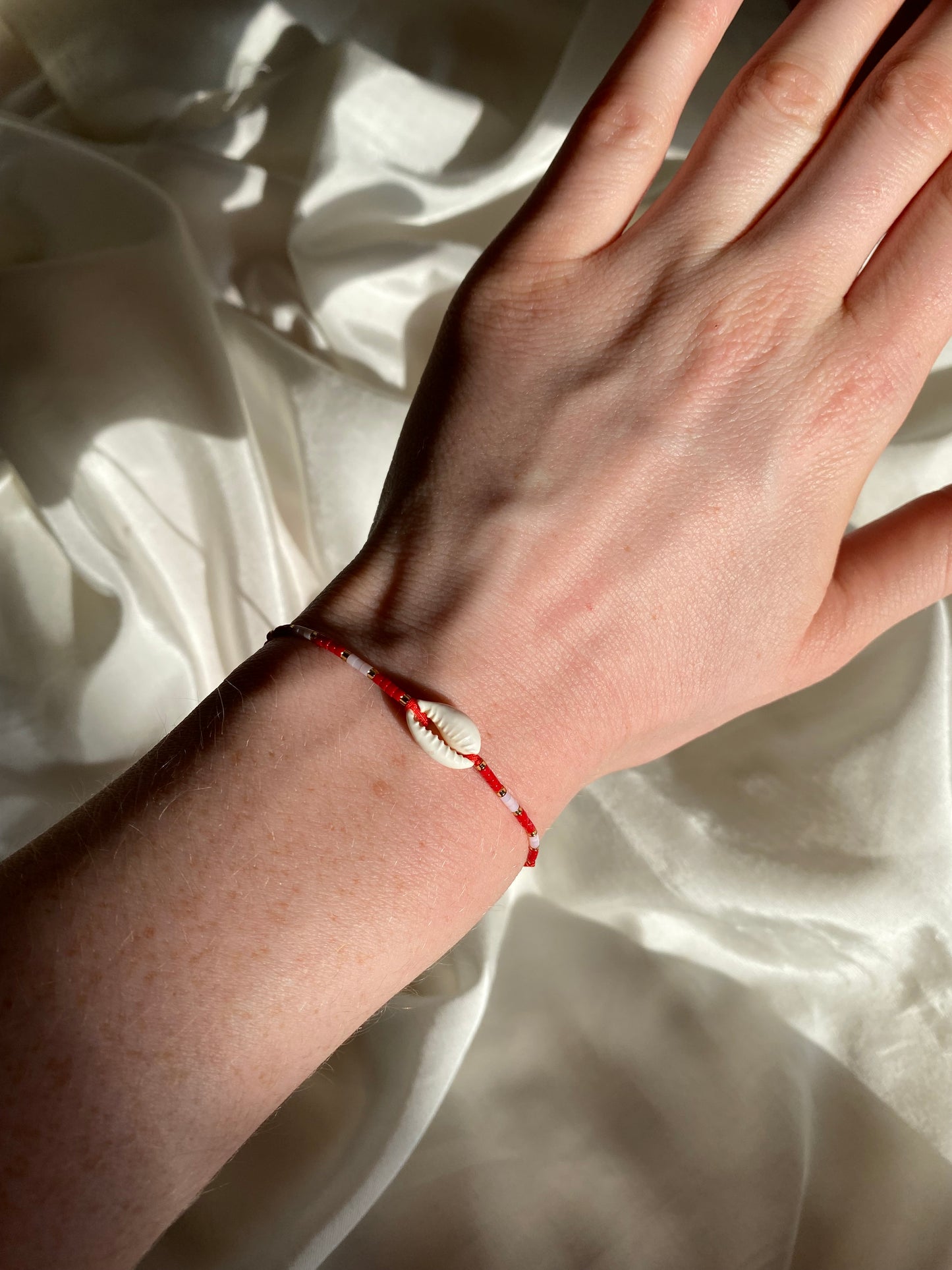 Dünnes Muschel Armband & Fußkettchen