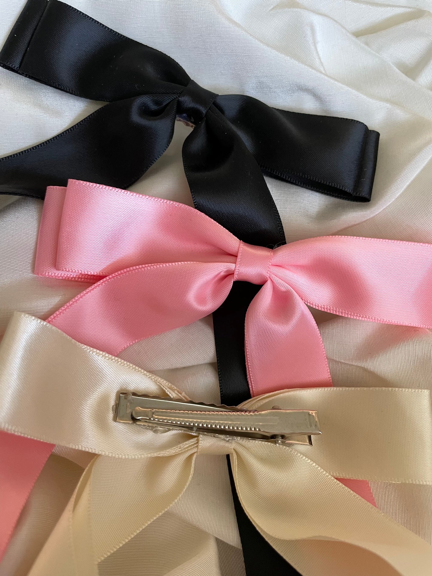 Haarschleife Satin Klein