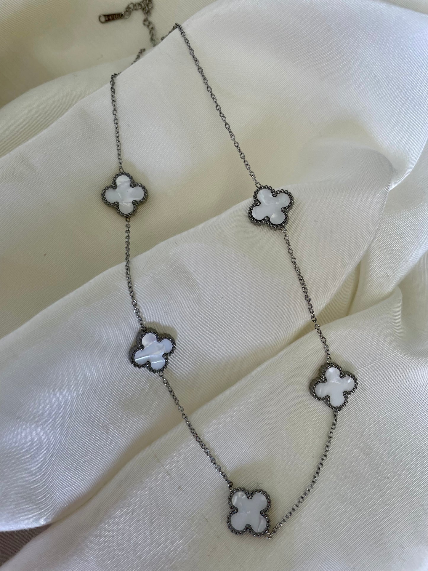 Edelstahl Kette Basic Clovers
