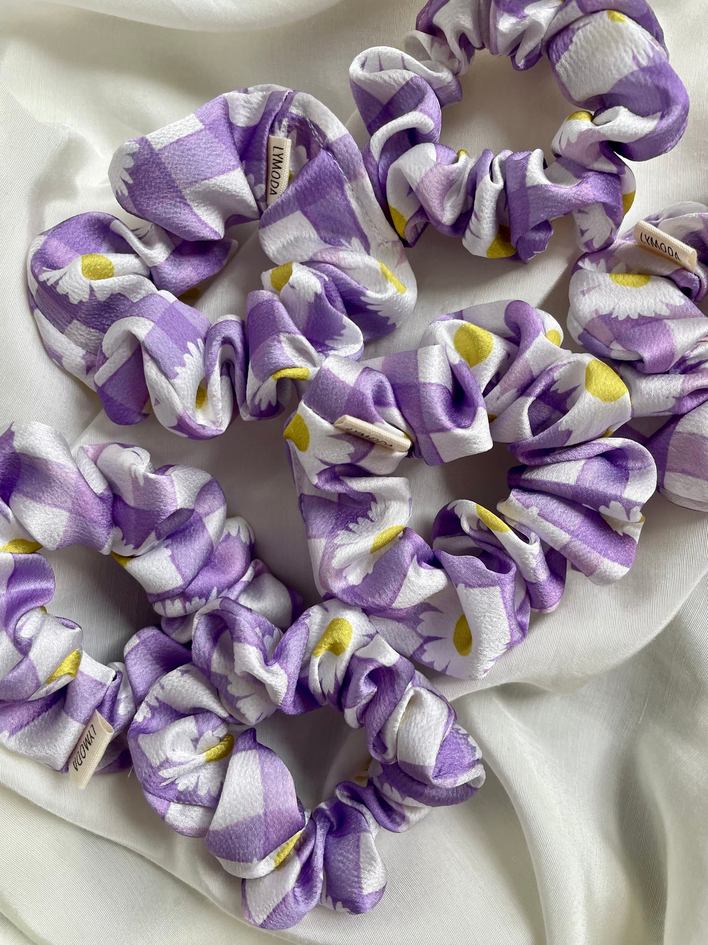 Scrunchie Daisy Gänseblümchen Lila