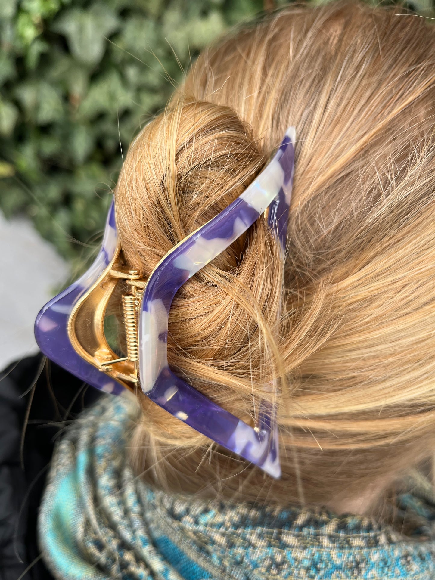 Haarspange dreieckig Metall Gold
