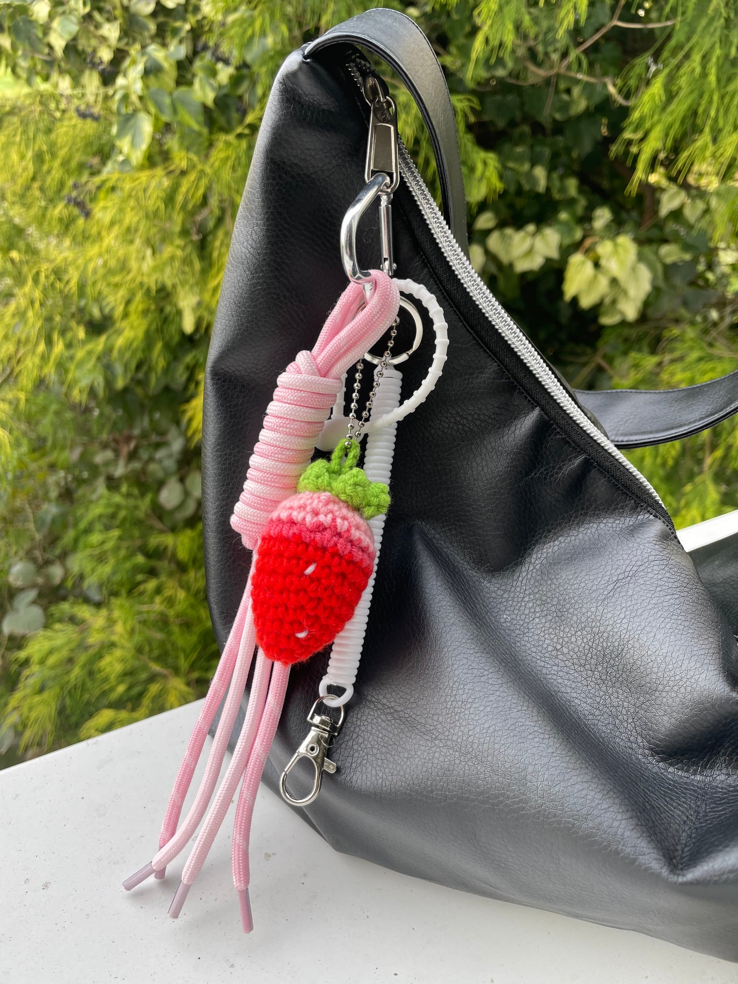 Keychain Taschenanhänger Erdbeere Rosa
