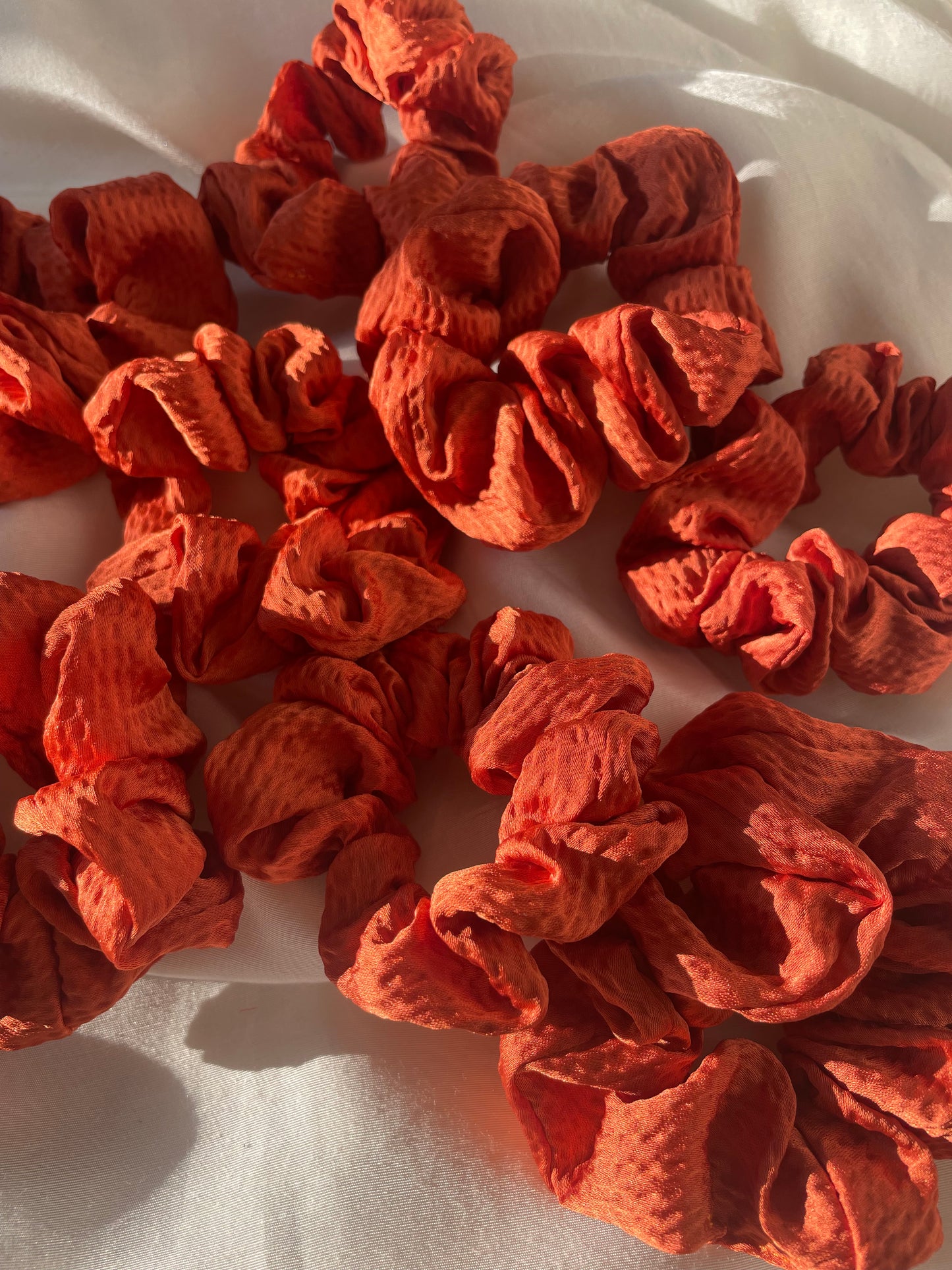 Scrunchie Frühling Blume Orange Beige