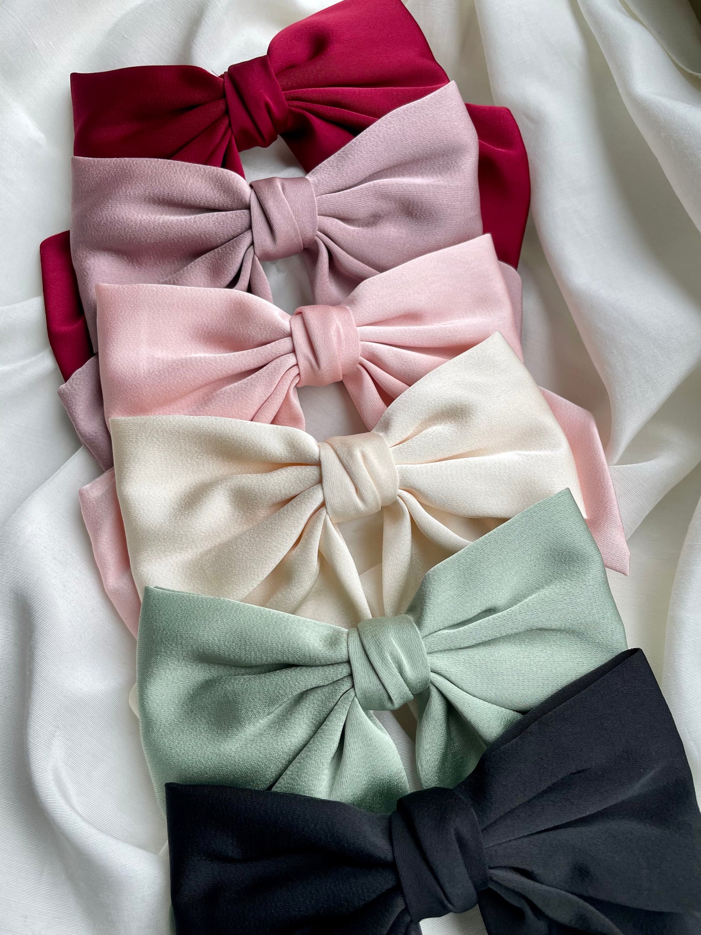 Haarschleife Satin Bow