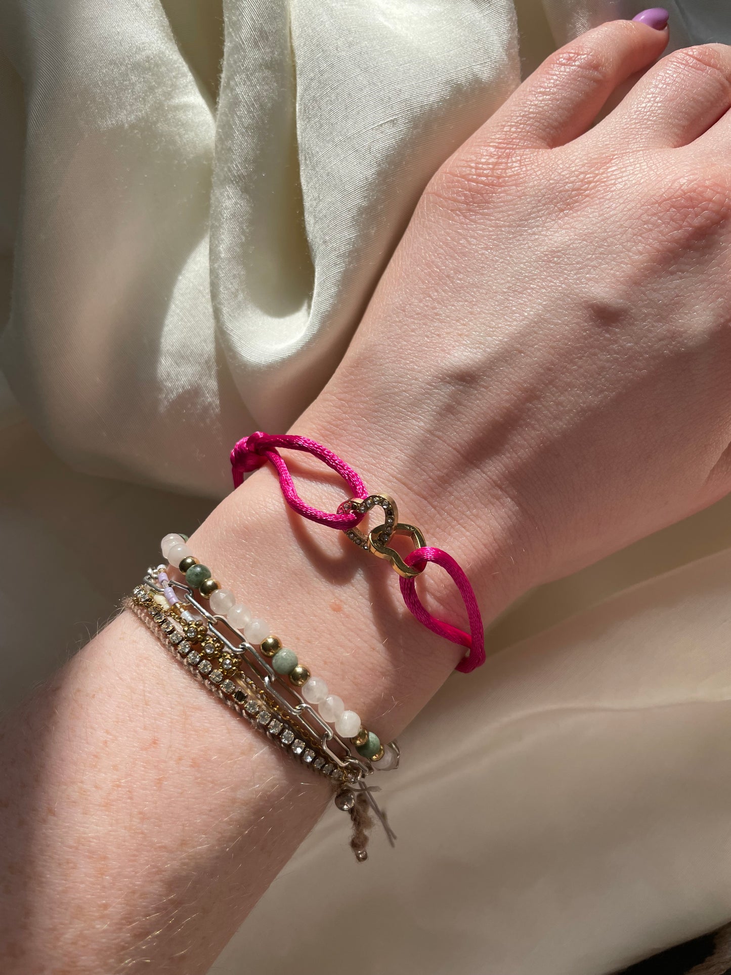 Satinarmband Doppelherz mit Steinen