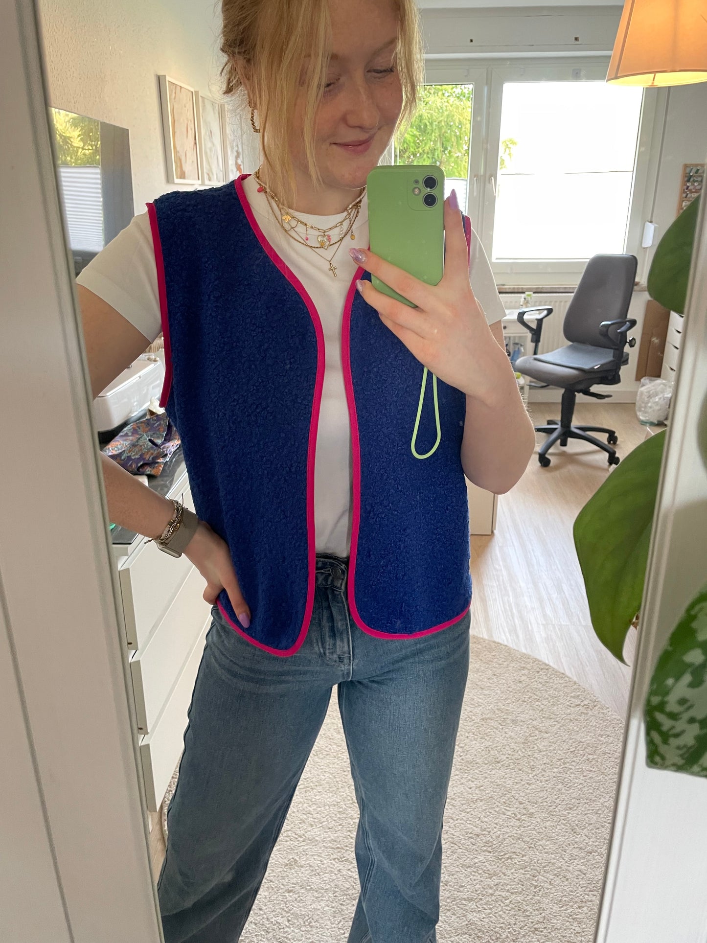 Handmade Weste Royalblau + Pink
