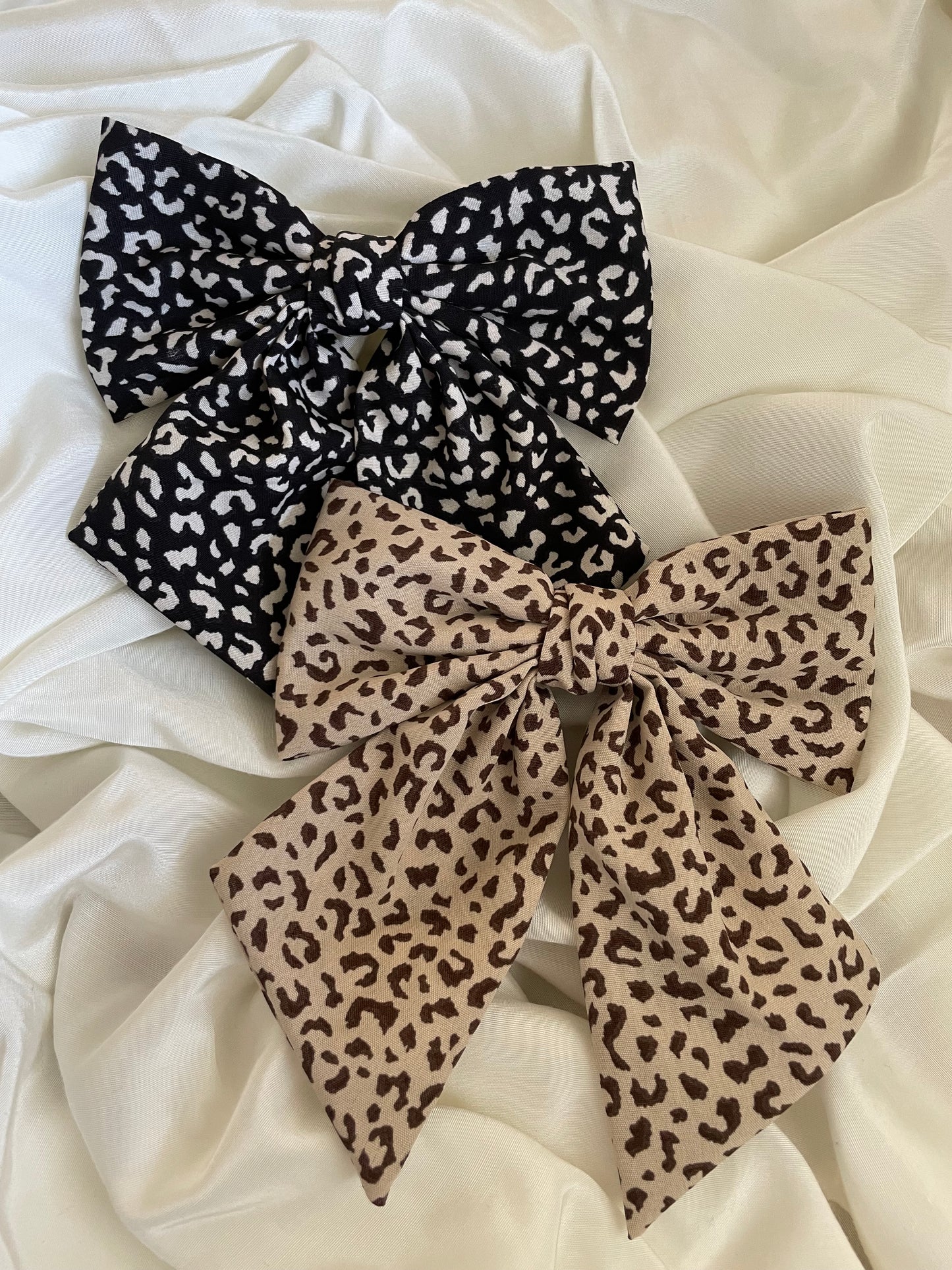 Haarschleife Satin Bow