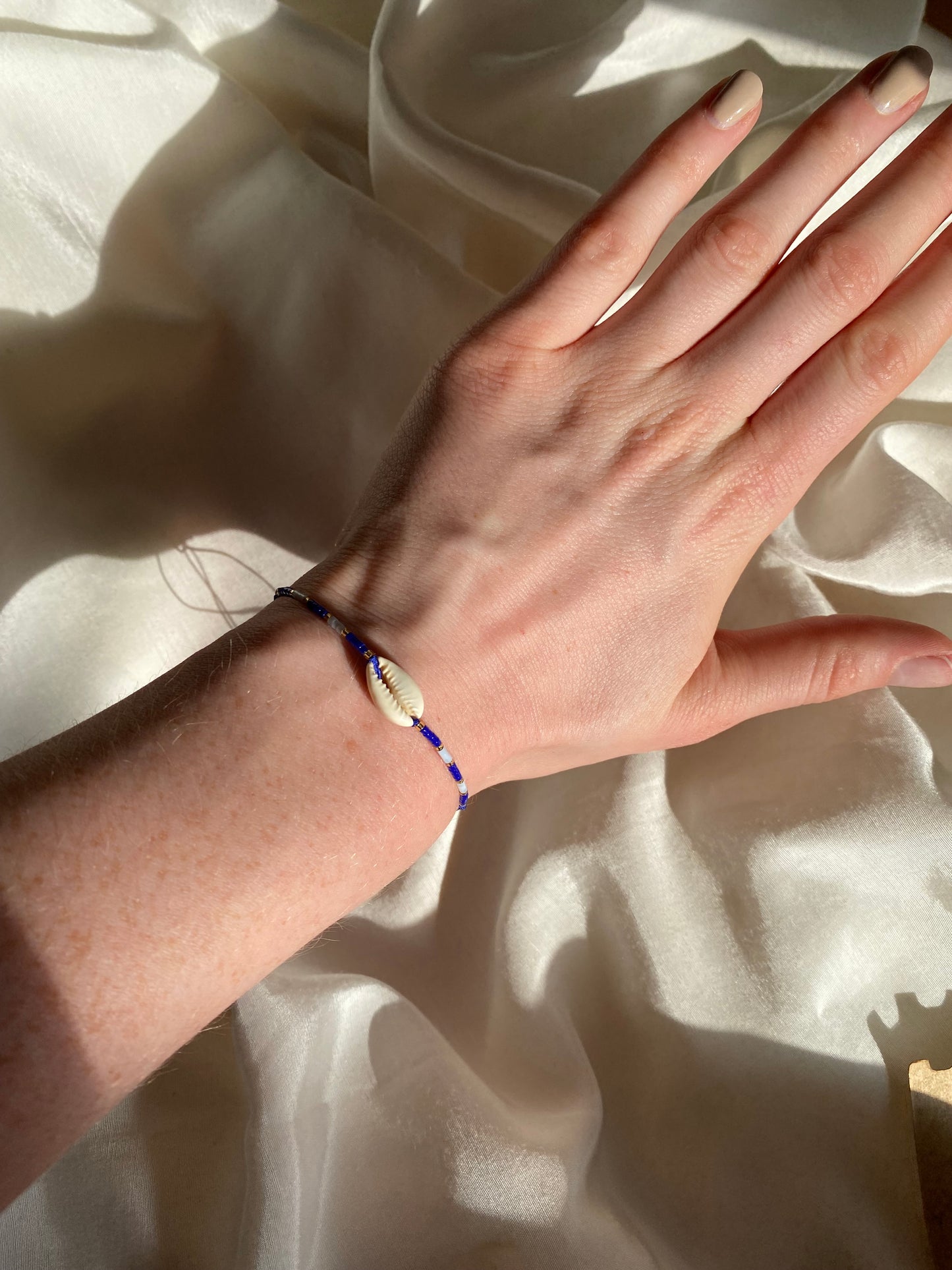 Dünnes Muschel Armband & Fußkettchen