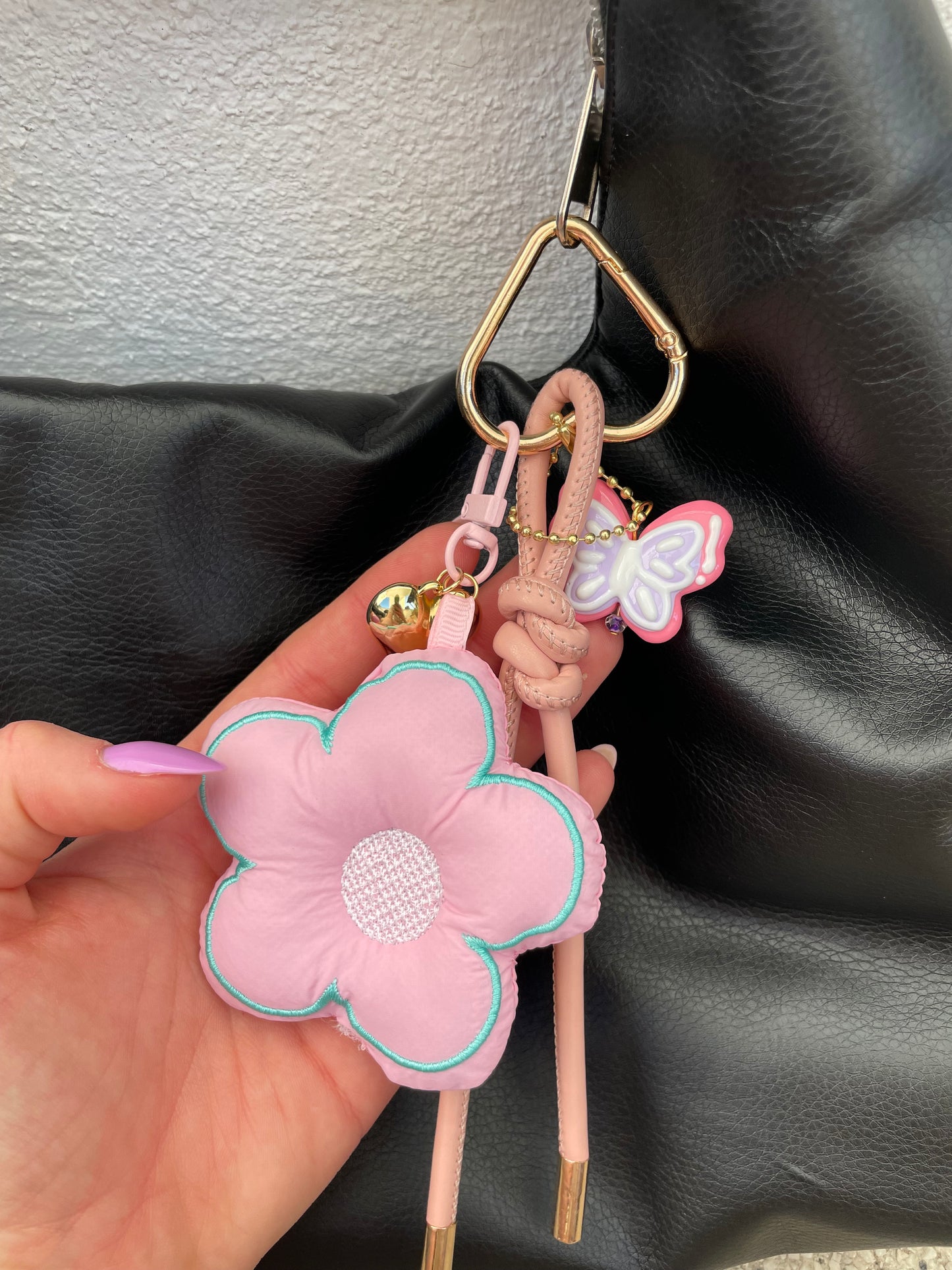 Keychain Taschenanhänger Fluffy Flower & Silk