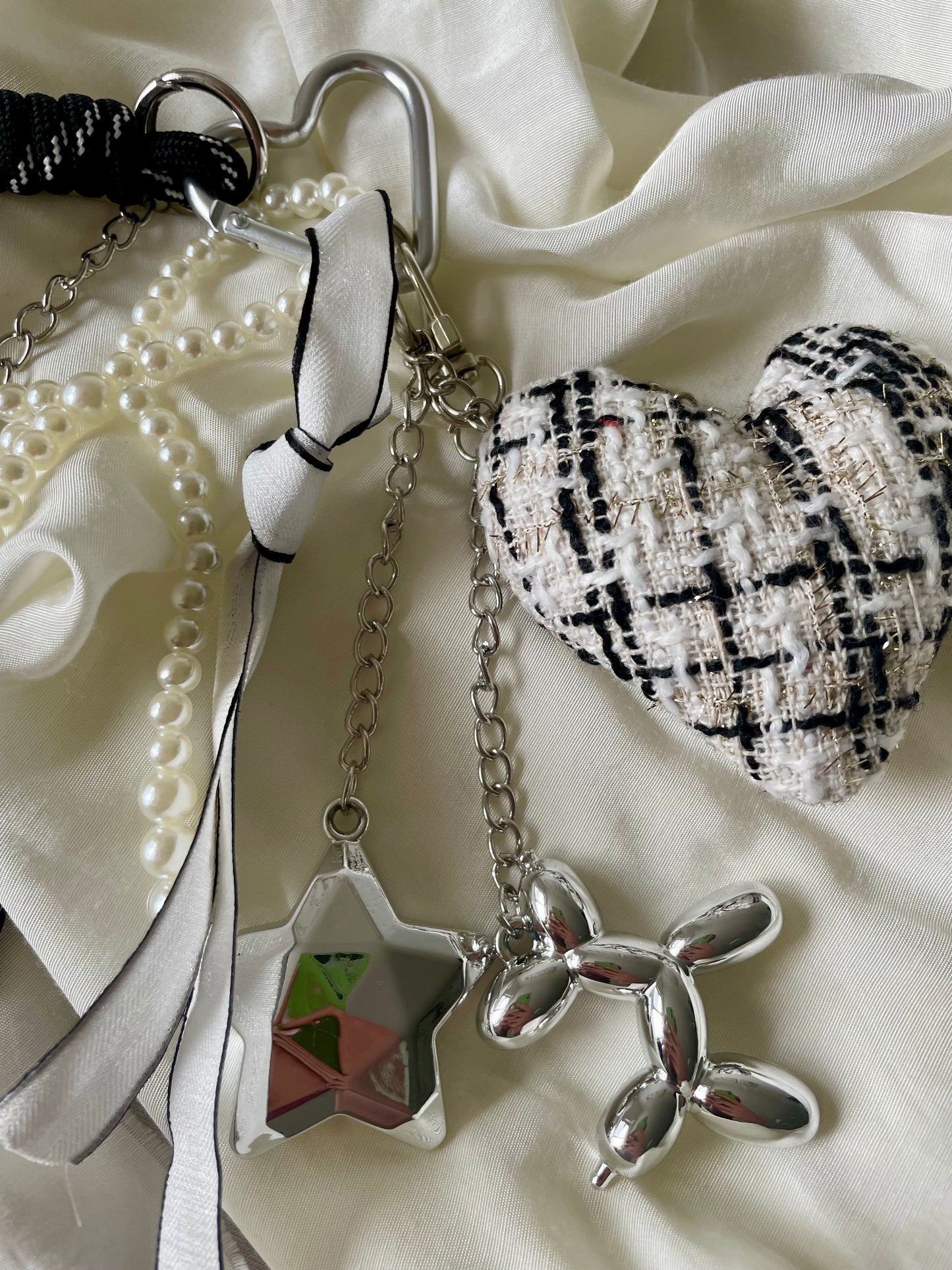 Keychain Taschenanhänger Black & White Teddy