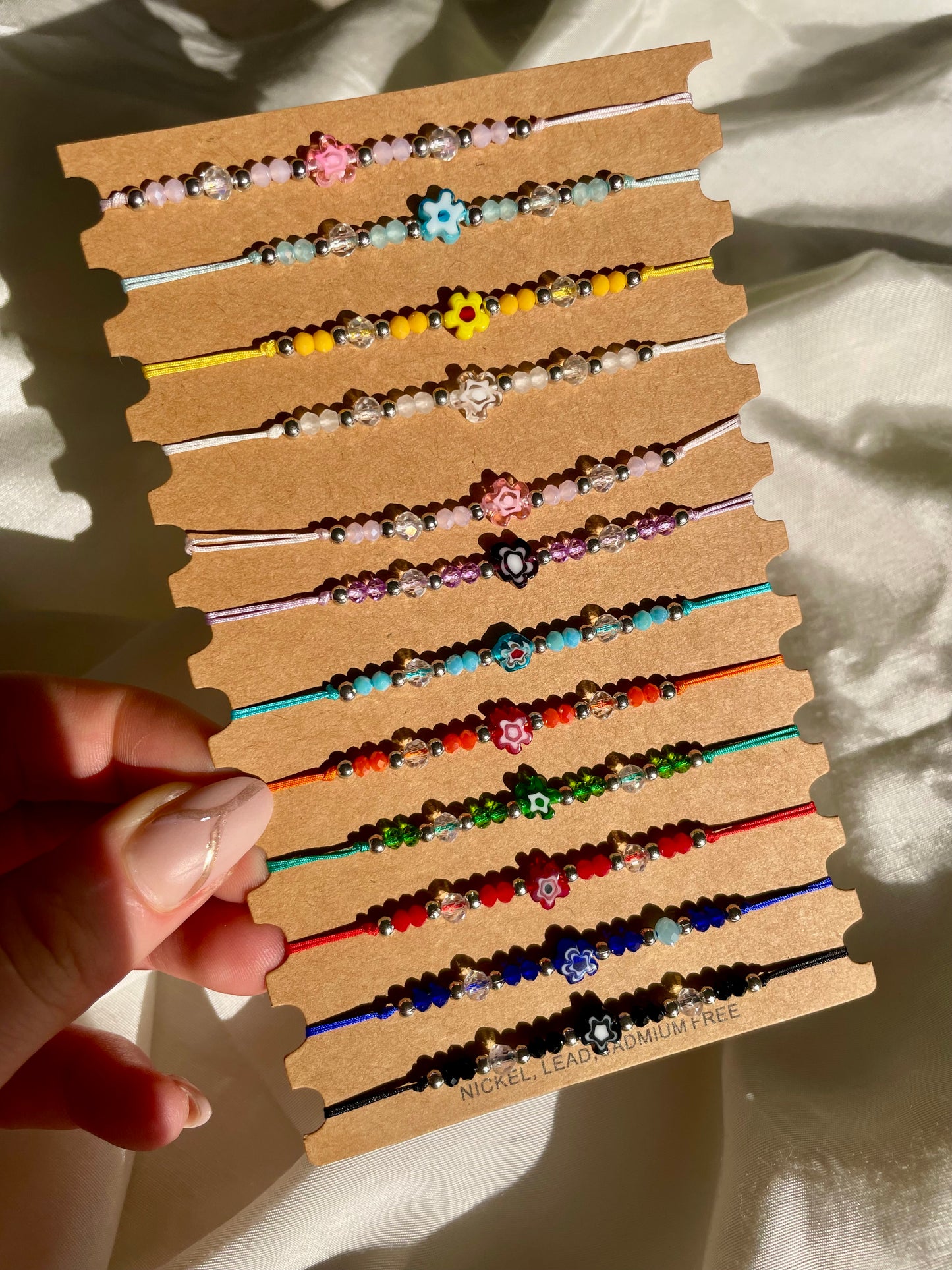Dünnes Perlen Blumen Armband & Fußkettchen