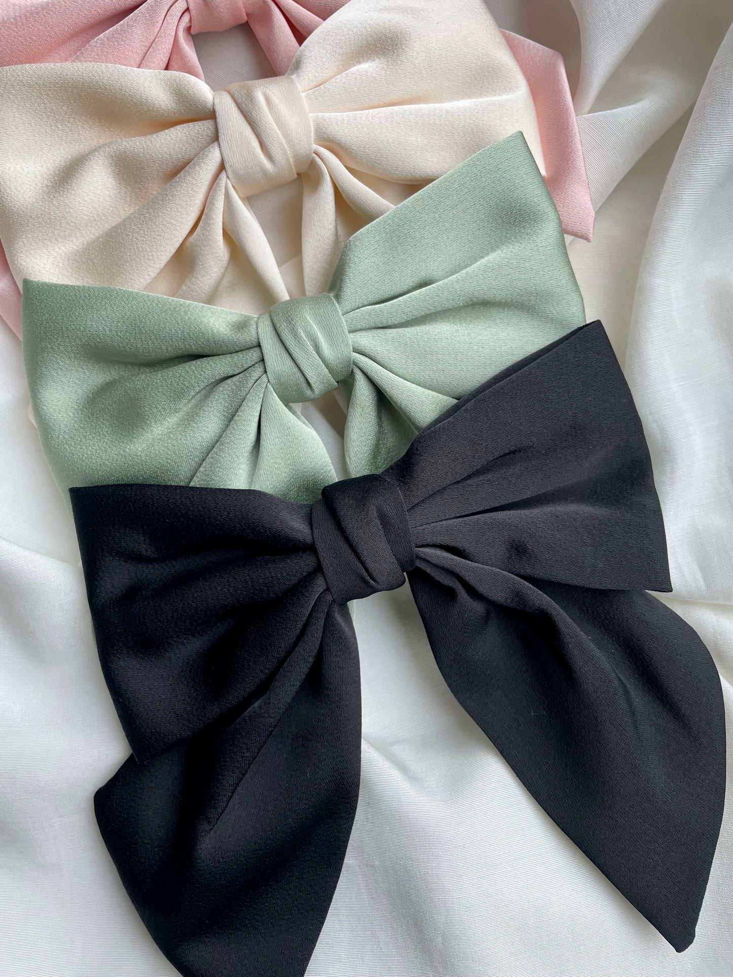 Haarschleife Satin Bow