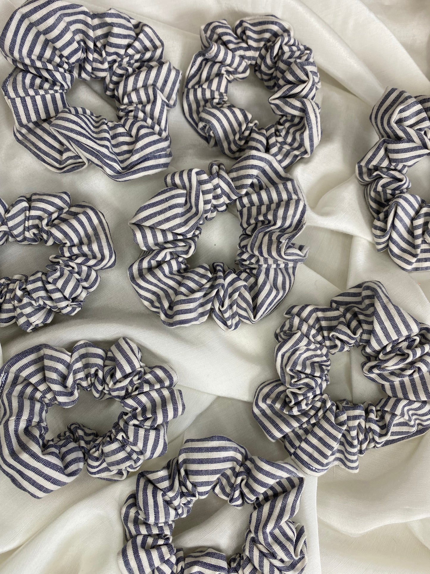 Scrunchie gestreift Blau Weiß