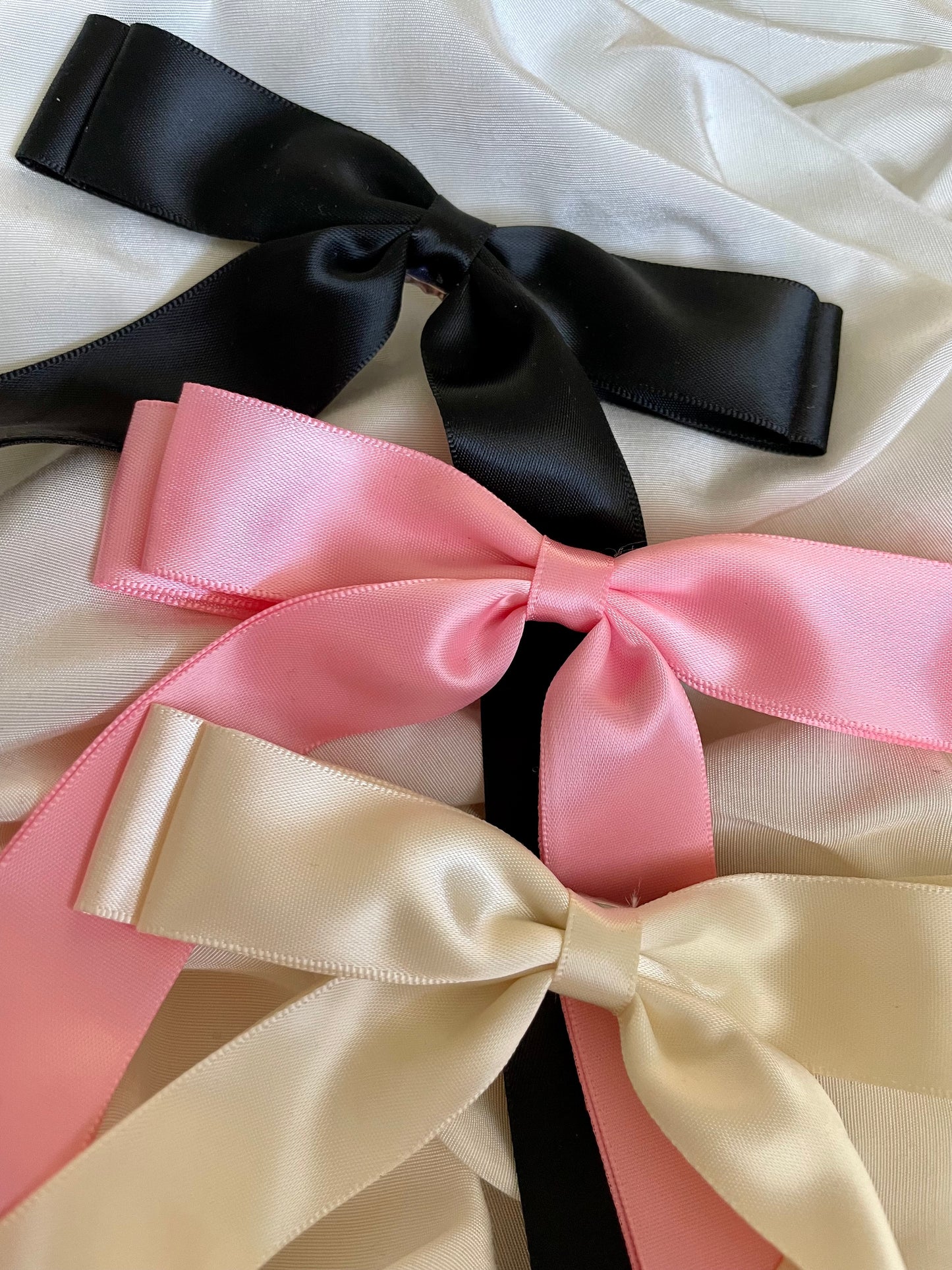 Haarschleife Satin Klein
