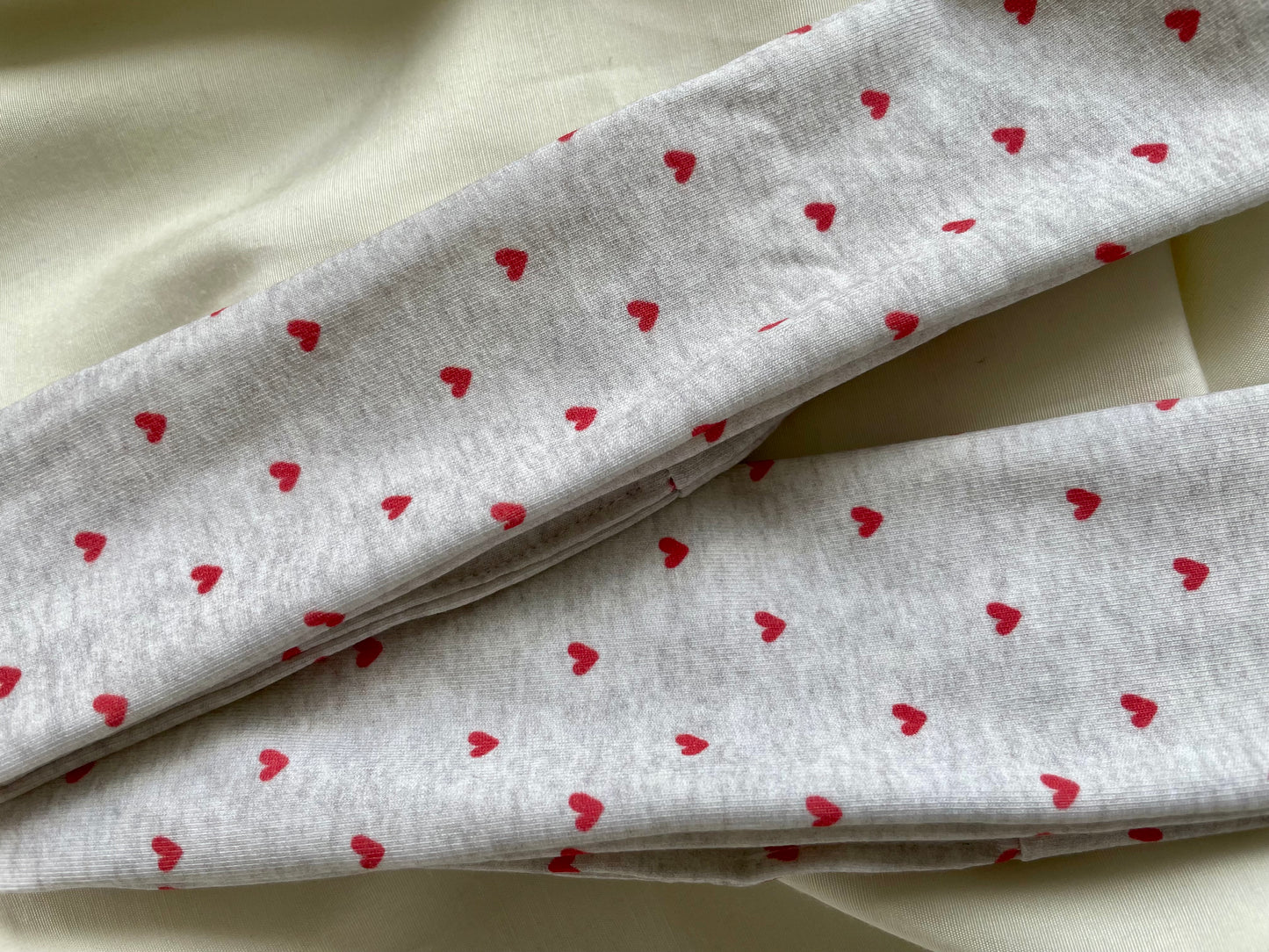 Jogaband Herz Grau Rot