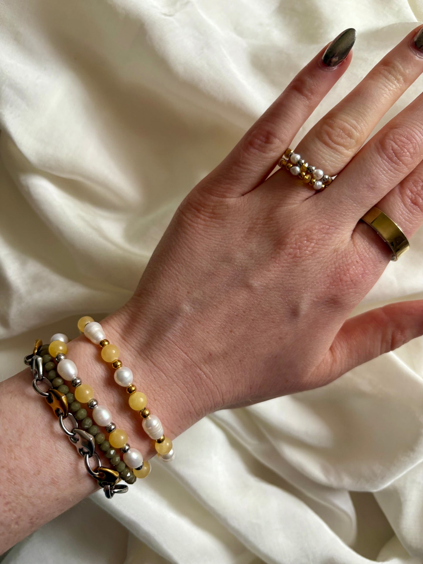 Pastellgelbes Süßwasserperle Armband