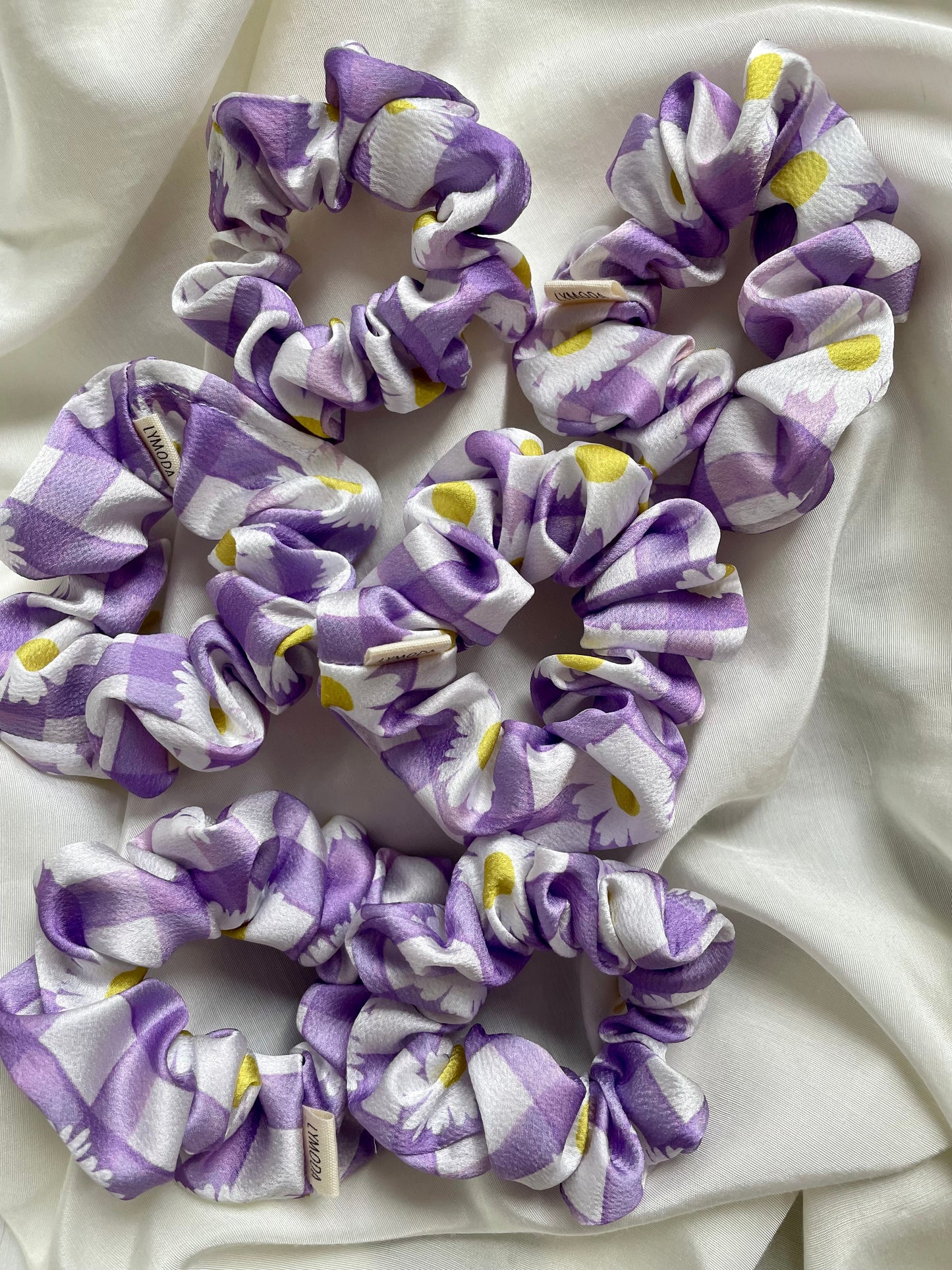 Scrunchie Daisy Gänseblümchen Lila