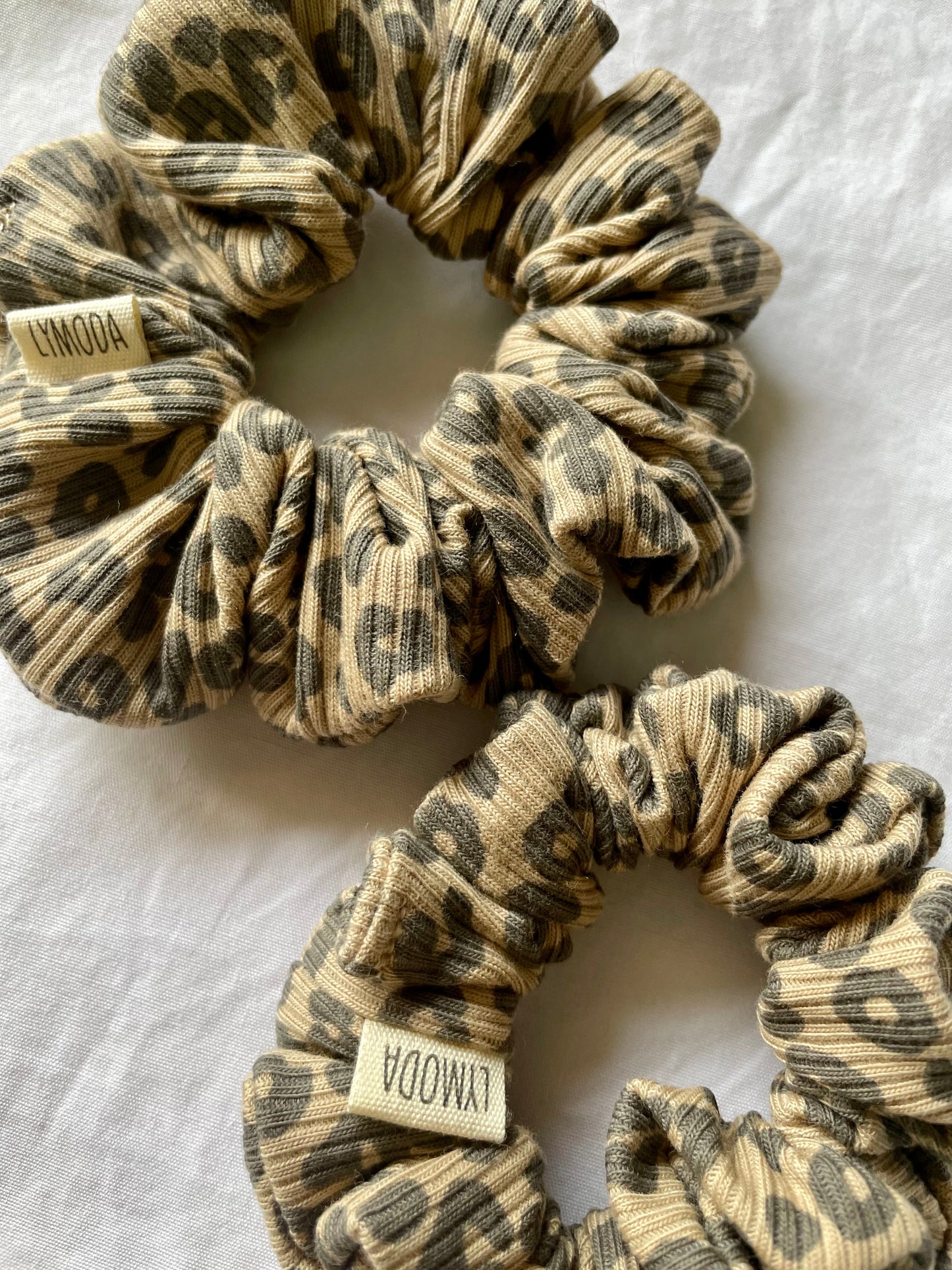 Scrunchie Leo Ripped Jersey