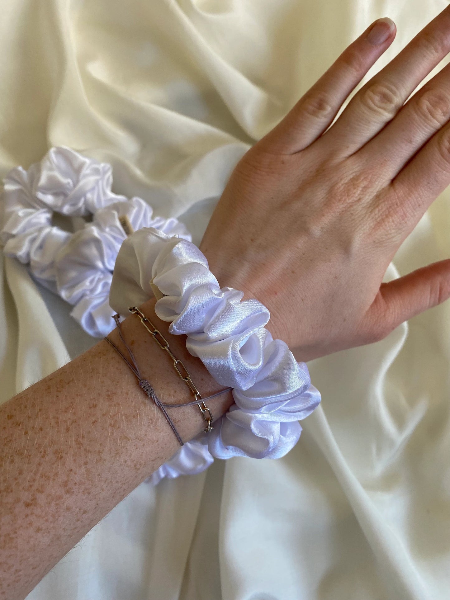 LED Scrunchie leuchtend