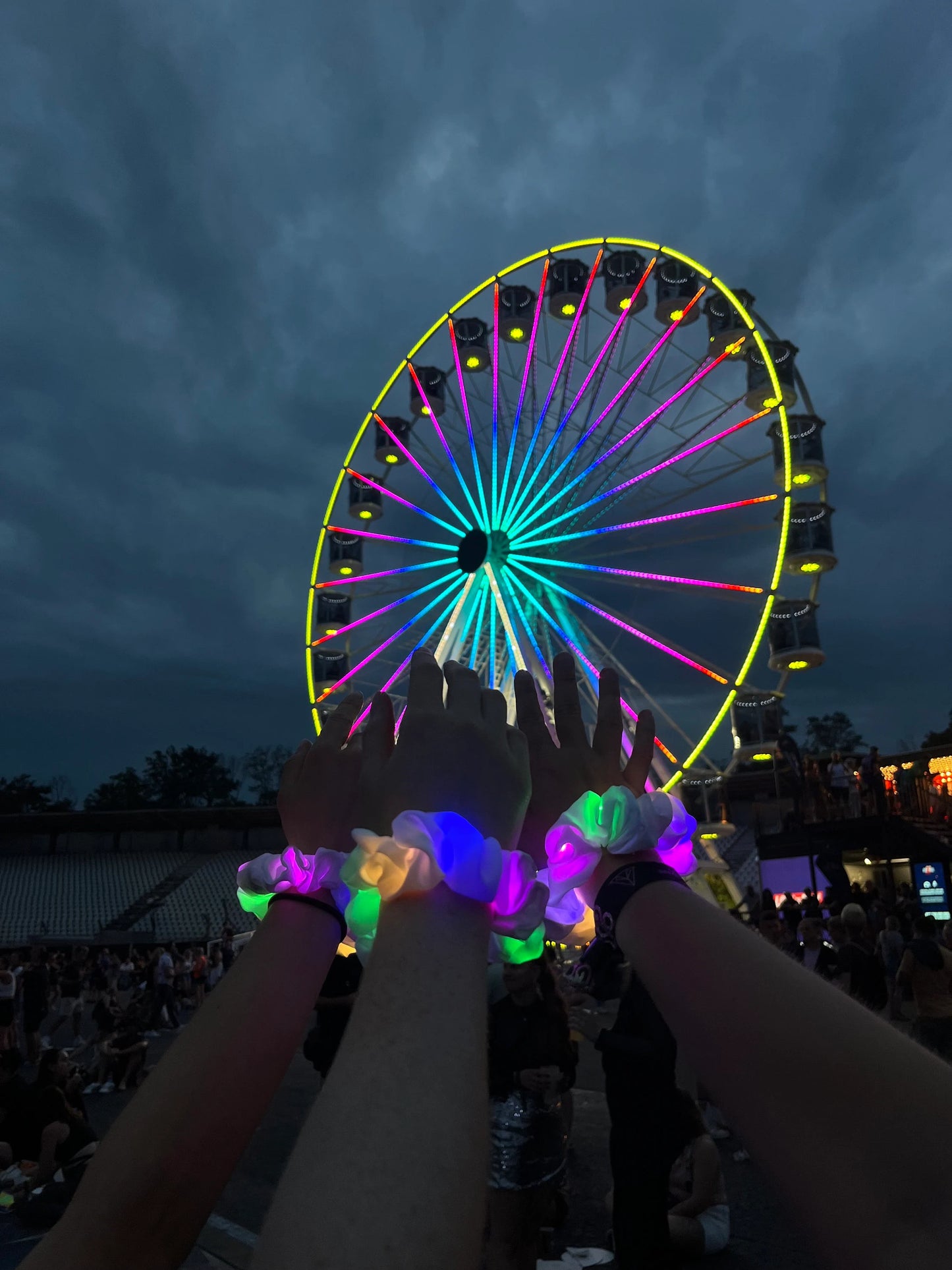 LED Scrunchie leuchtend
