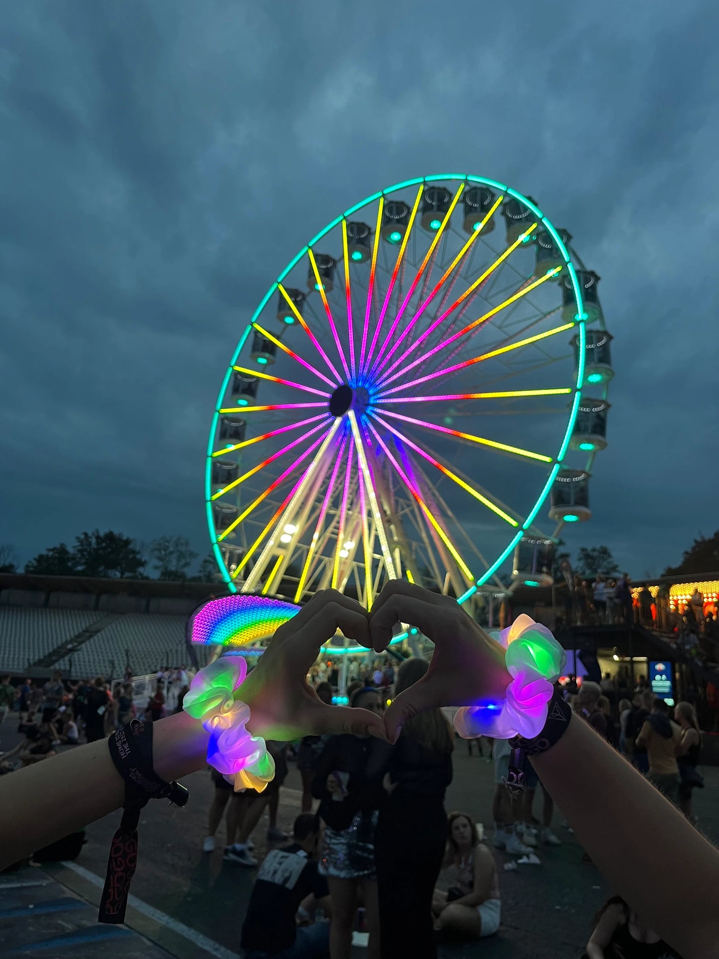 LED Scrunchie leuchtend