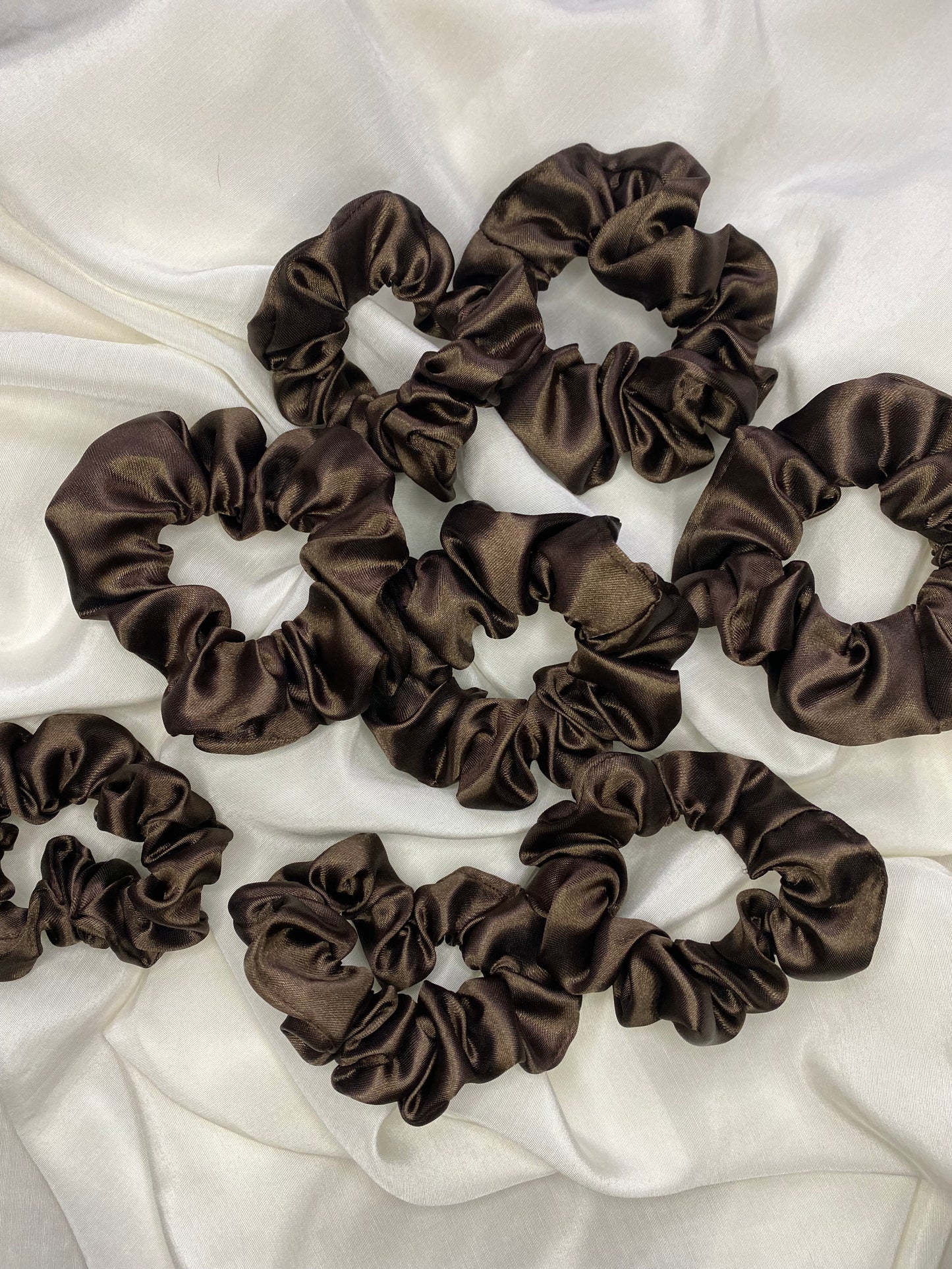 Scrunchie Satin Dunkelbraun