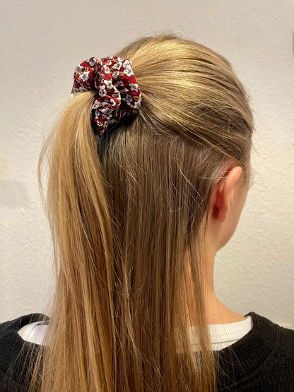 Blumen Scrunchie Rot Blau