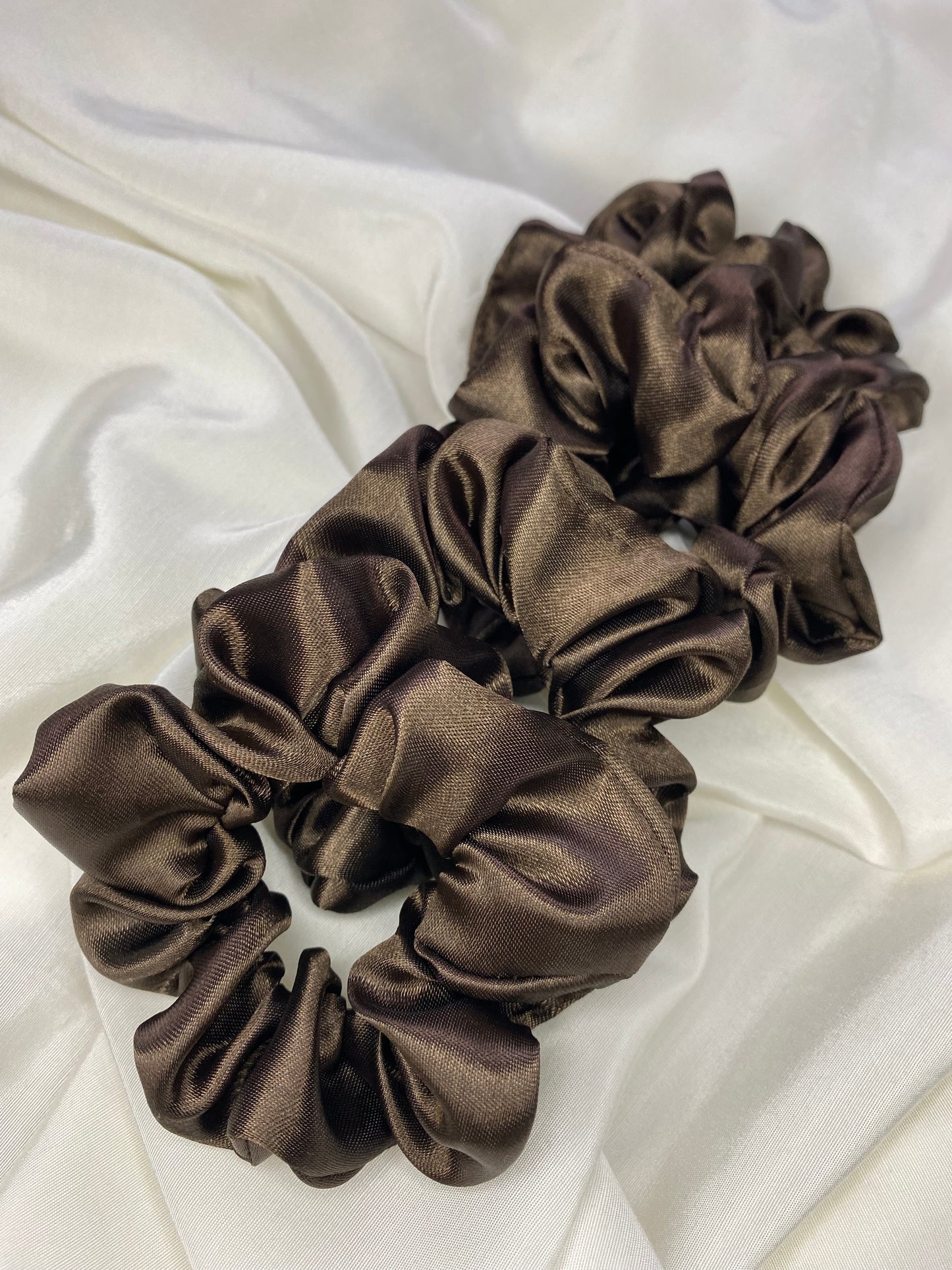 Scrunchie Satin Dunkelbraun