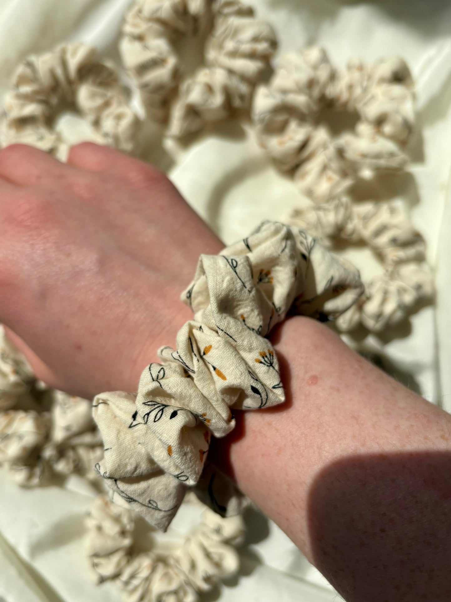 Scrunchie Spring Beige