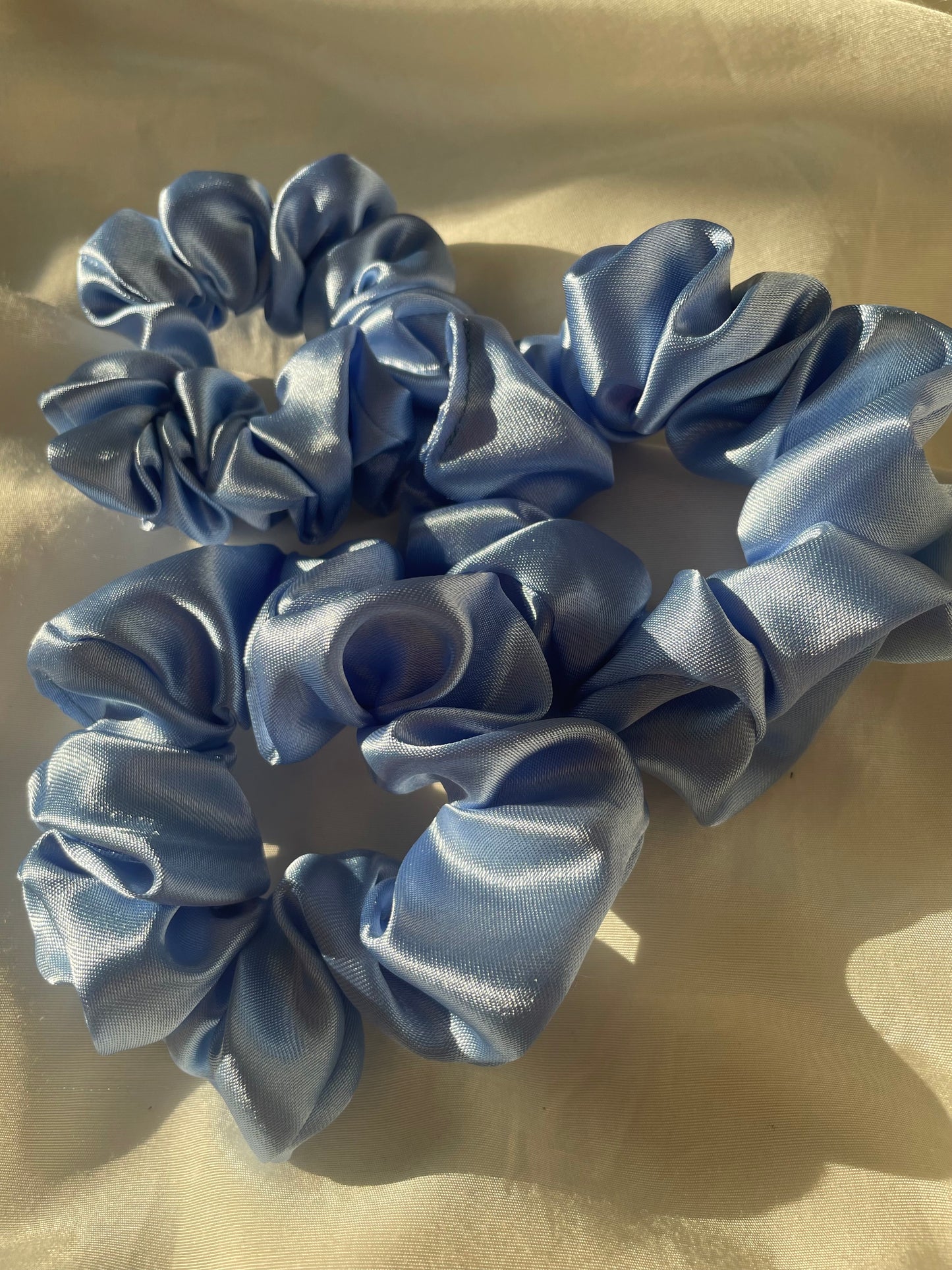 Scrunchie Mix Blau Frühling Blumen