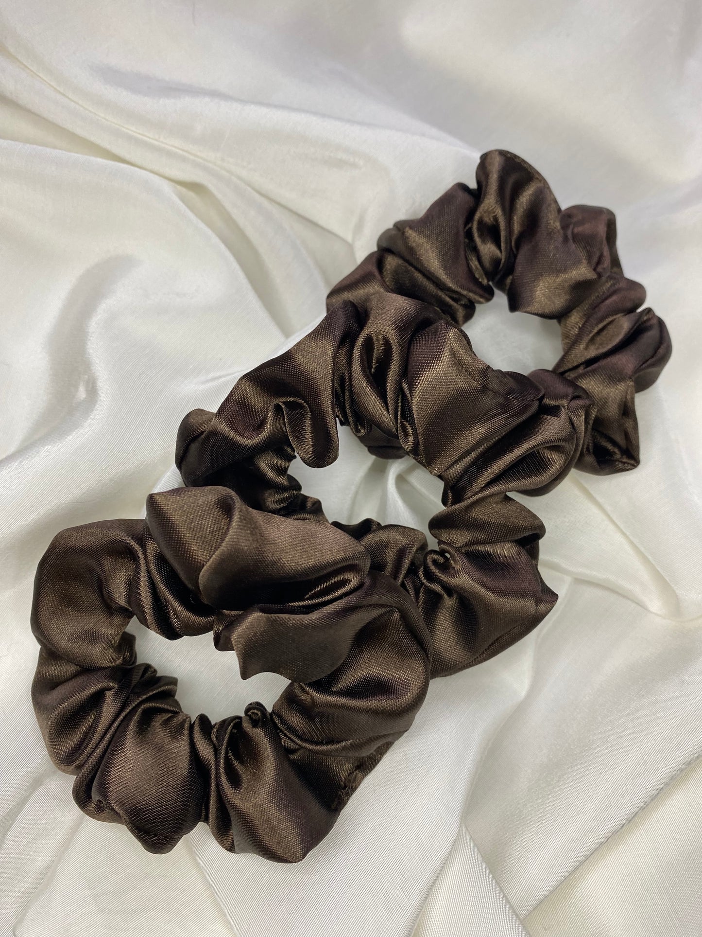 Scrunchie Satin Dunkelbraun