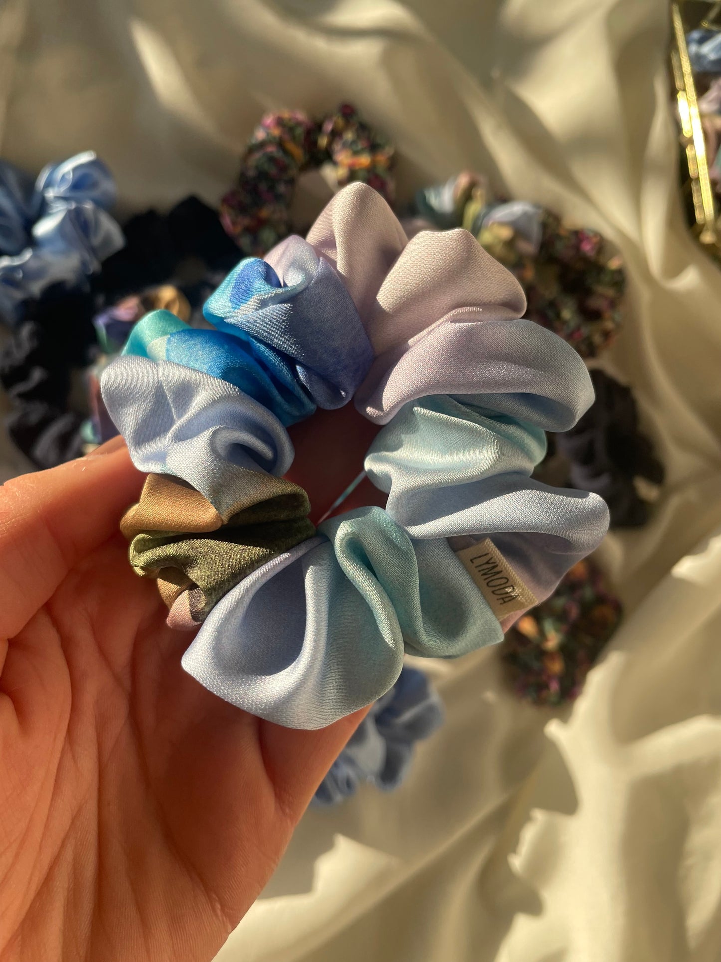 Scrunchie Mix Blau Frühling Blumen
