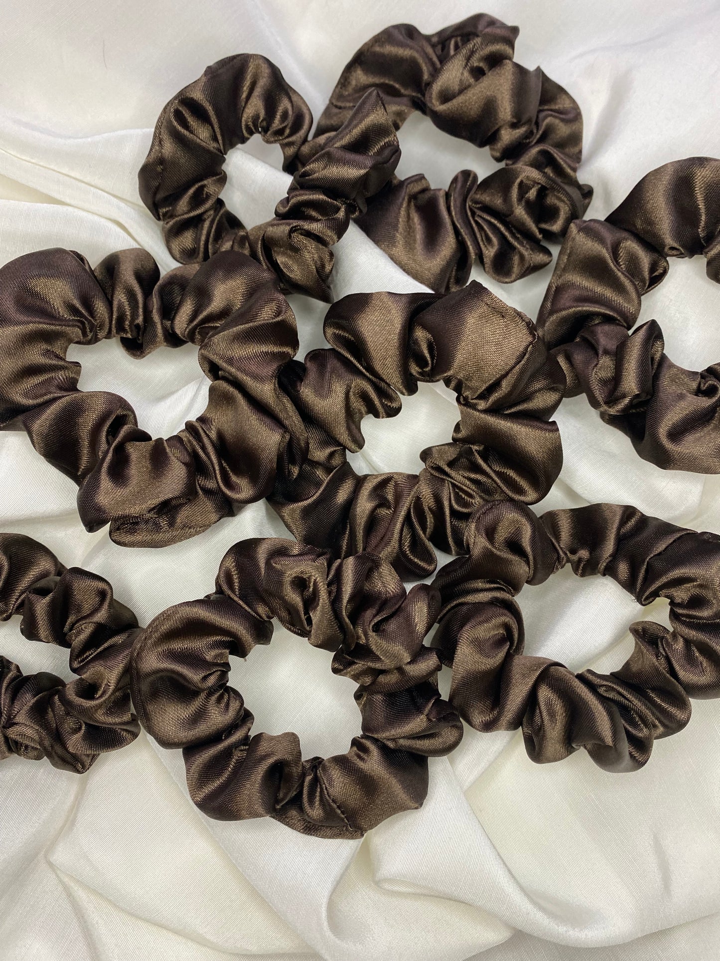 Scrunchie Satin Dunkelbraun