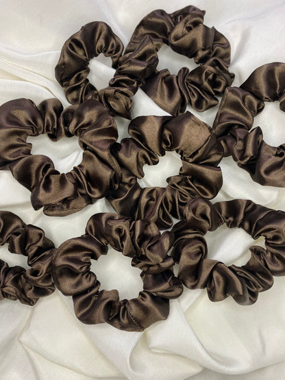 Scrunchie Satin Dunkelbraun
