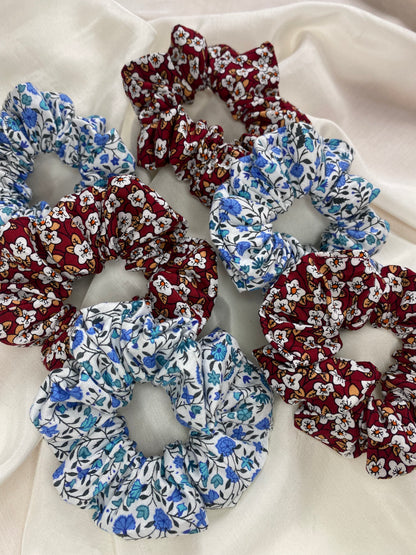 Blumen Scrunchie Rot Blau