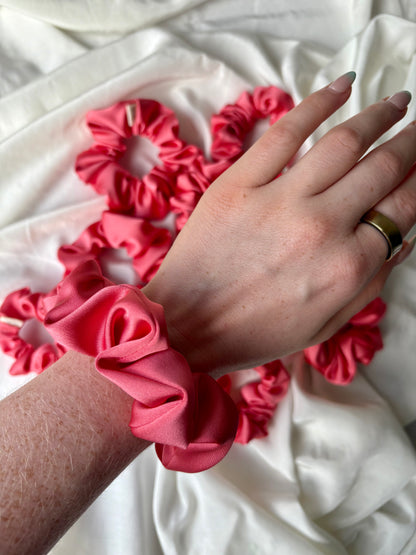 Scrunchie Peachy Pink