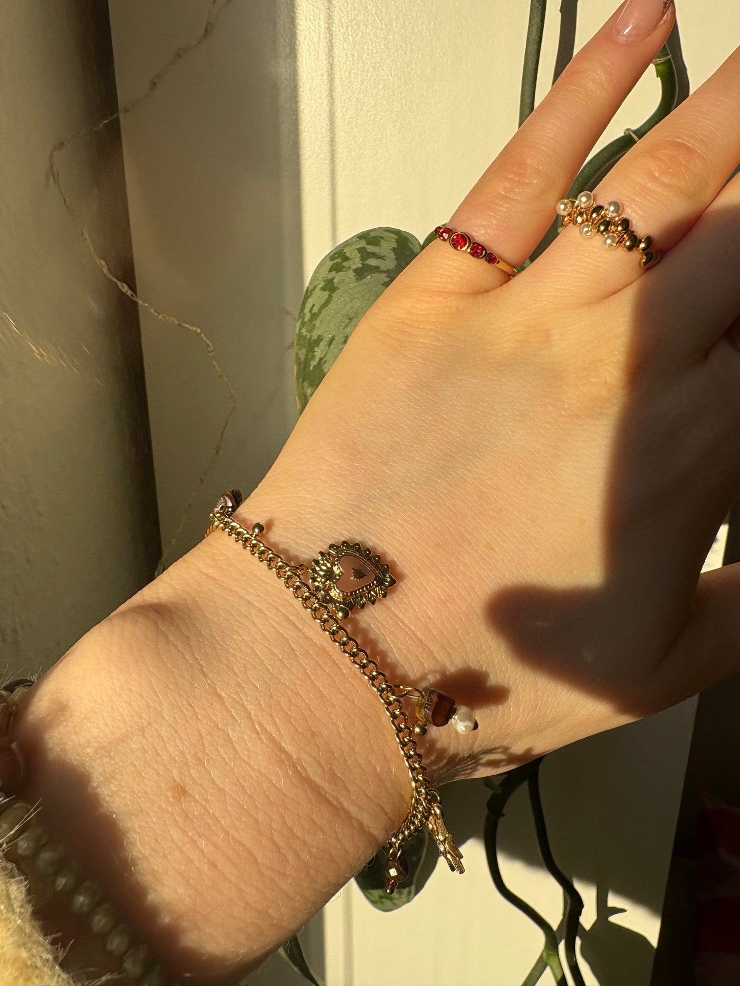 Charm Armband Brown