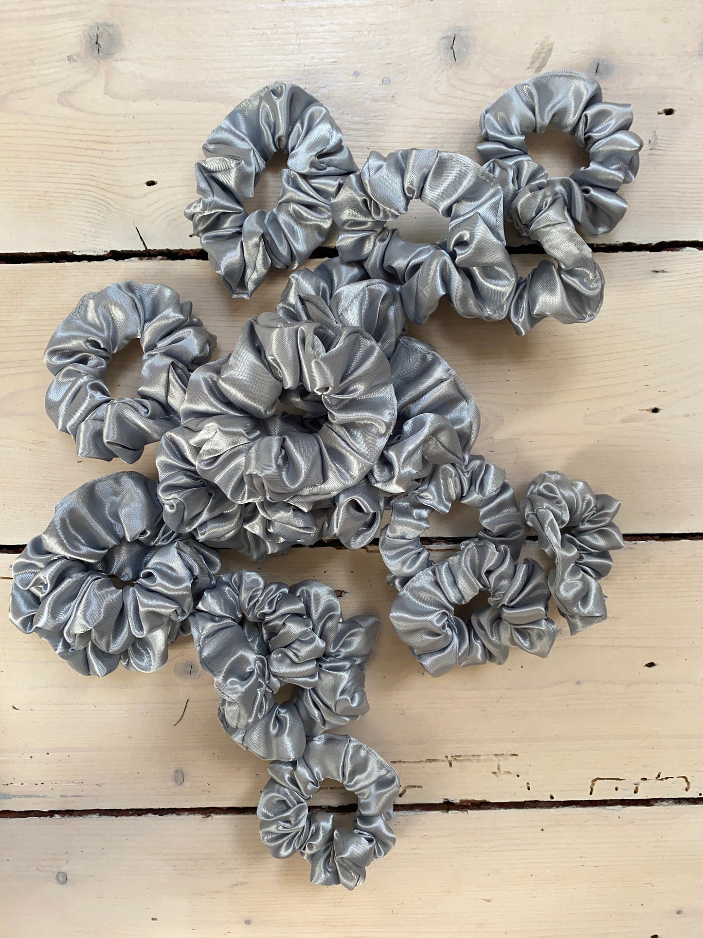 Scrunchie Silber Satin