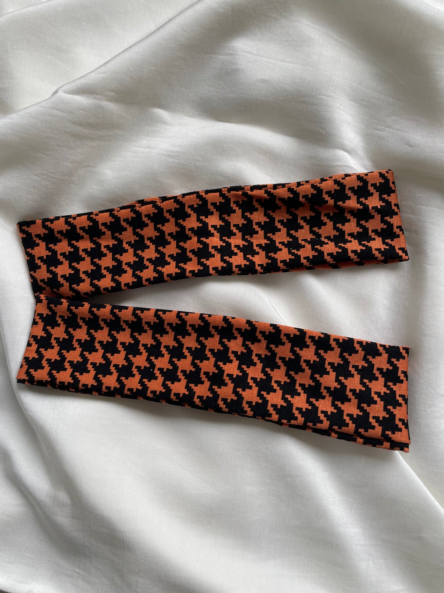 Yogaband Hahnentrittmuster Orangen Schwarz