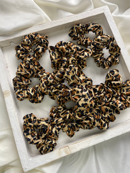 Scrunchie Leo Satin