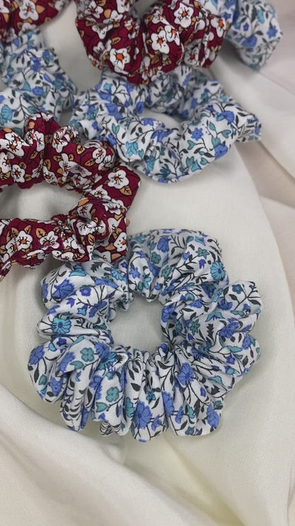 Blumen Scrunchie Rot Blau