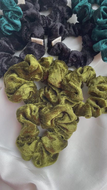 Pannesamt Scrunchie